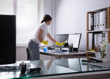 pret curatenie birouri, servicii curatenie cladiri de birouri